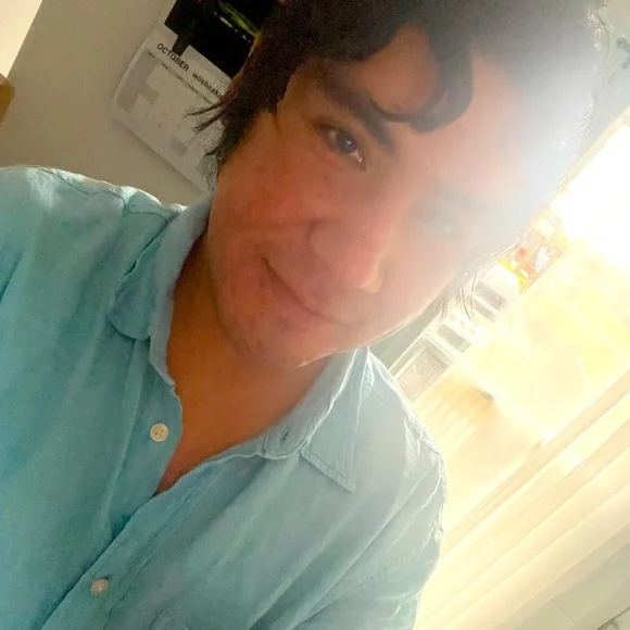 Calvin Klein - Picture 1 of 1